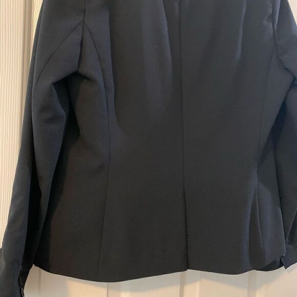 The Limited | Classic Black Suit Blazer - Picture 7 of 12